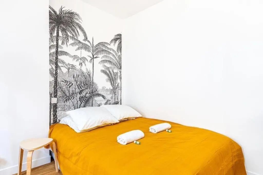 Charm And Convenience In Quatier Latin Appartement Paris